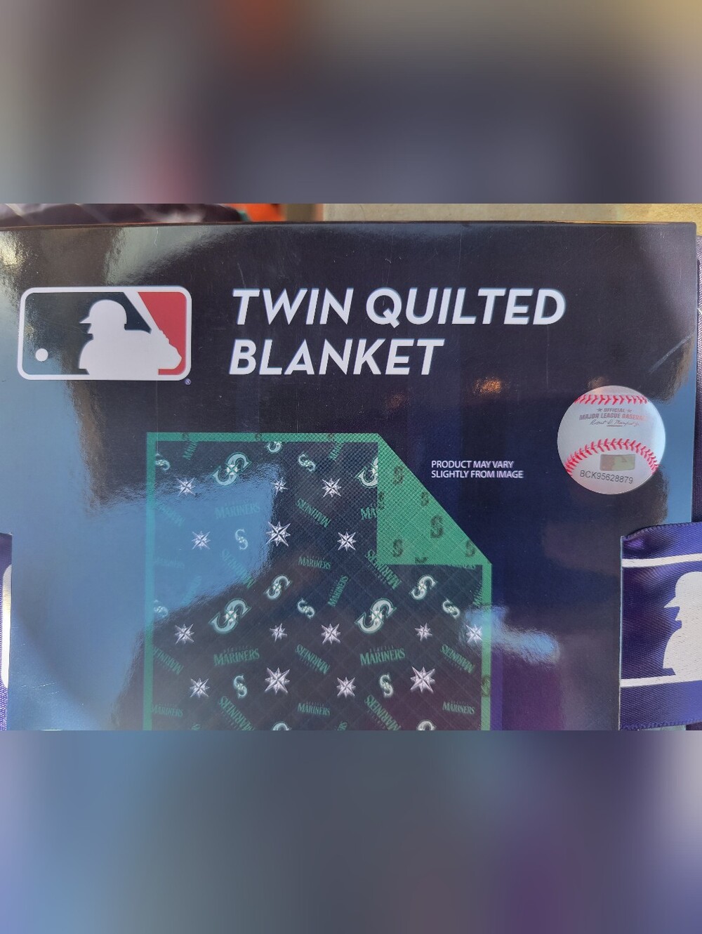 Seattle Mariners Quilted Twin Blanket Double Sided Blue, Green Offical MLB Brand